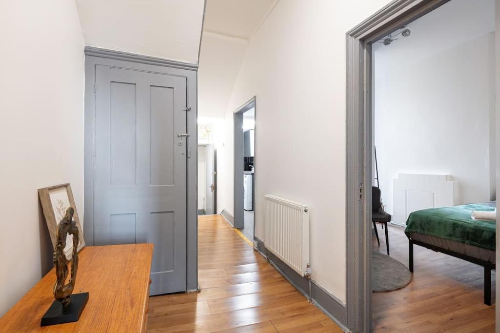 2A - Bright & Airy 2 Bed Flat - 20 Mins To Central لندن المظهر الخارجي الصورة