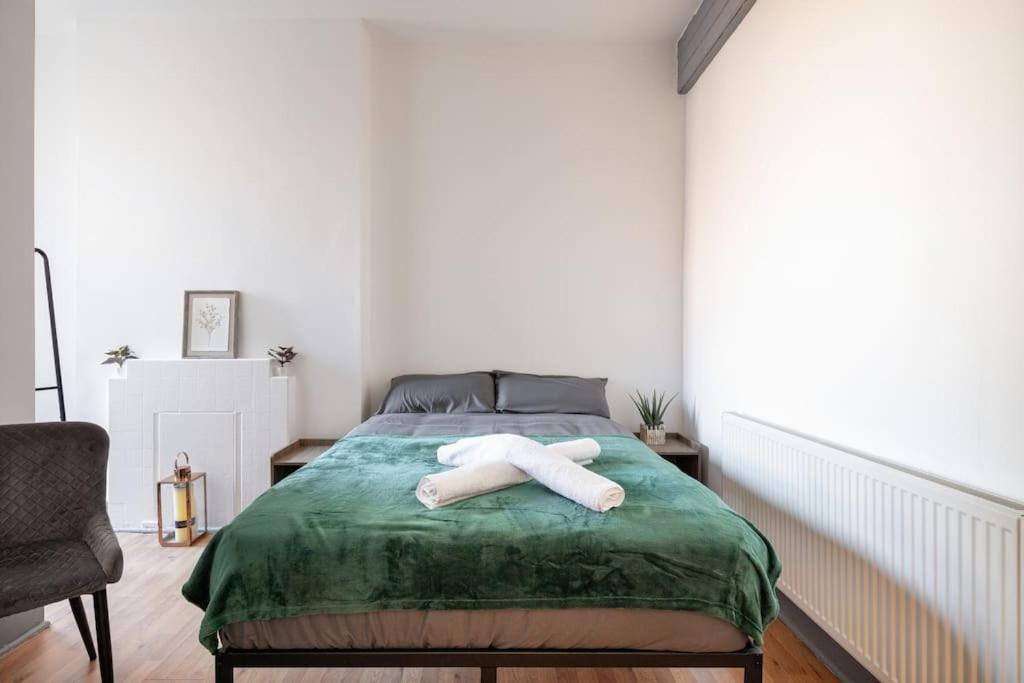 2A - Bright & Airy 2 Bed Flat - 20 Mins To Central لندن المظهر الخارجي الصورة